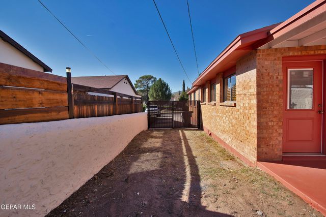1506 Raynolds Street, El Paso, TX 79903