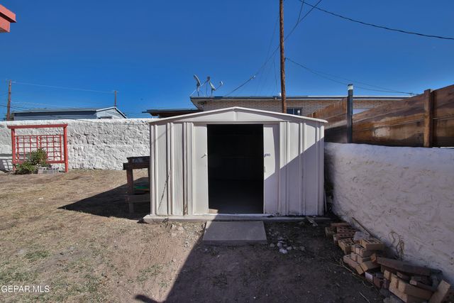 1506 Raynolds Street, El Paso, TX 79903