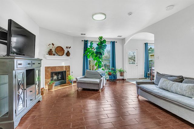 11856 Porcupine Drive, Fort Worth, TX 76244