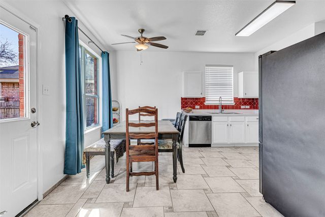 11856 Porcupine Drive, Fort Worth, TX 76244