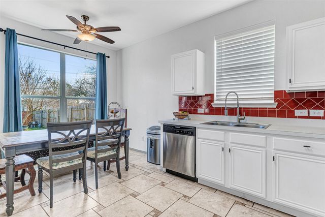 11856 Porcupine Drive, Fort Worth, TX 76244