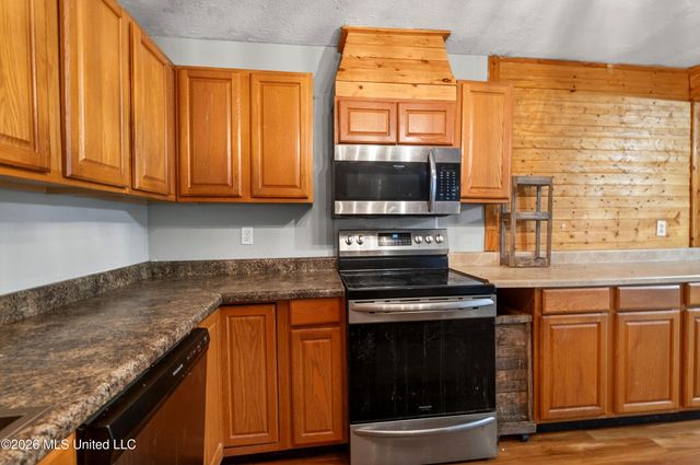 8102 Beatline Road, Long Beach, MS 39560