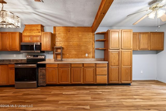 8102 Beatline Road, Long Beach, MS 39560