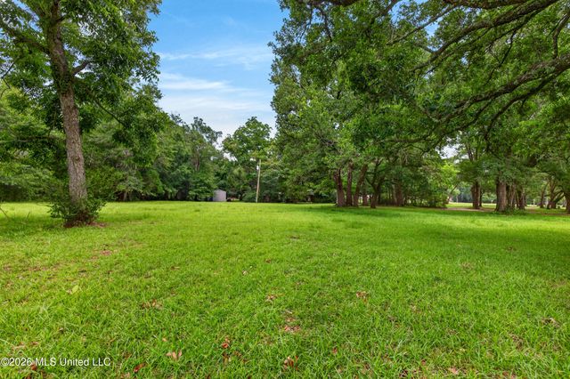 8102 Beatline Road, Long Beach, MS 39560