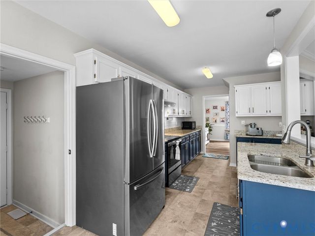 10759 Ashcake Station Pl, Mechanicsville, VA 23116