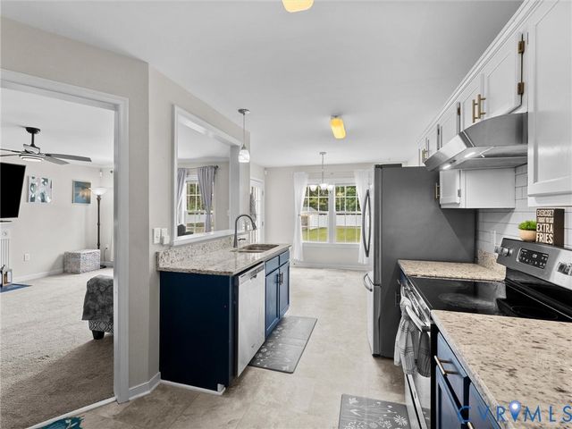 10759 Ashcake Station Pl, Mechanicsville, VA 23116
