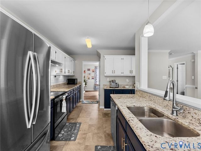 10759 Ashcake Station Pl, Mechanicsville, VA 23116