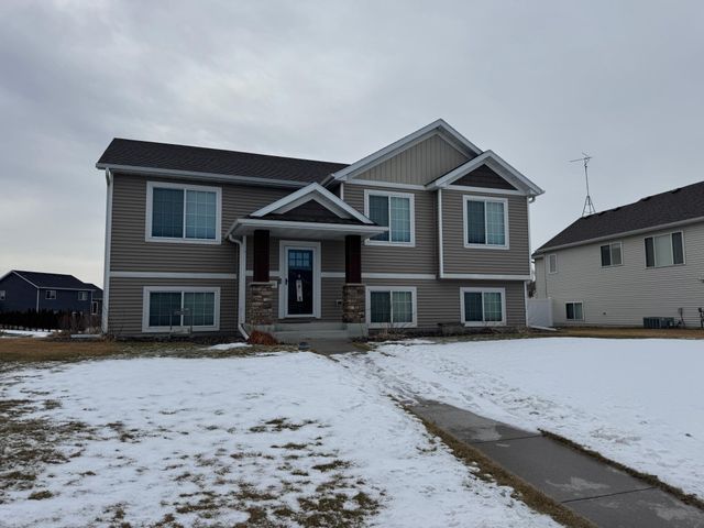 1416 15th Street S, Sartell, MN 56377