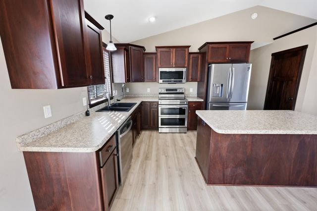 1416 15th Street S, Sartell, MN 56377