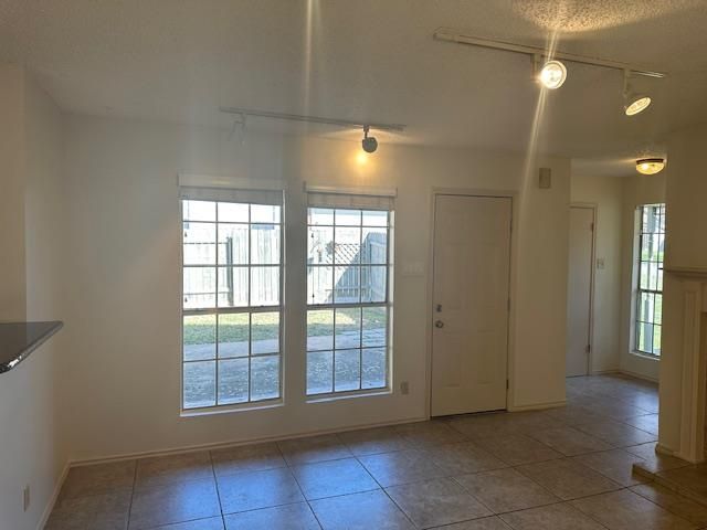 331 Fantail LOOP B, Austin, TX 78734