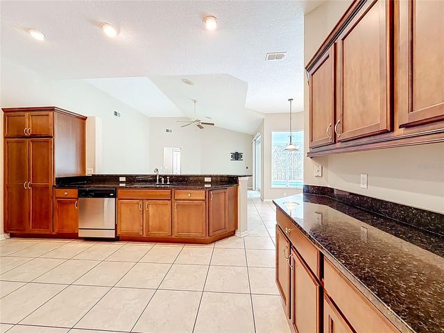 1302 E HARTFORD STREET E, Hernando, FL 34442