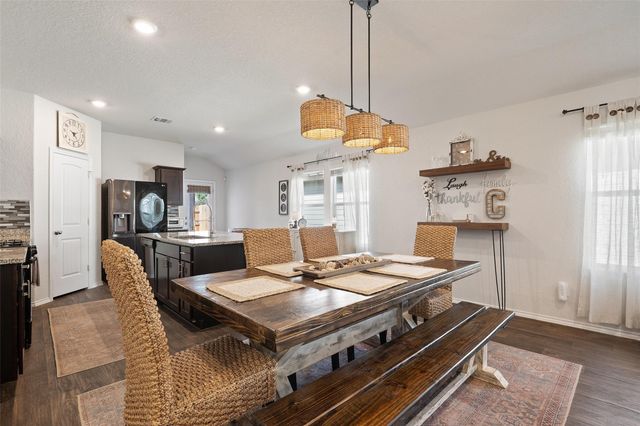 140 Skipping Stone Lane LN, San Marcos, TX 78666