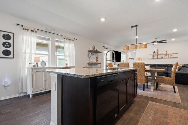 140 Skipping Stone Lane LN, San Marcos, TX 78666