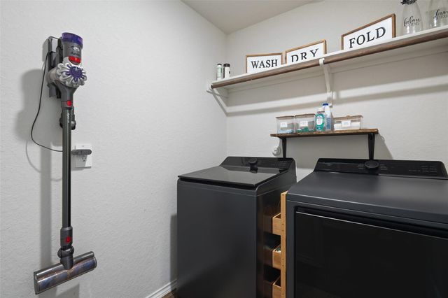 140 Skipping Stone Lane LN, San Marcos, TX 78666