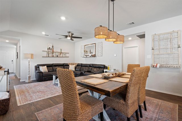 140 Skipping Stone Lane LN, San Marcos, TX 78666