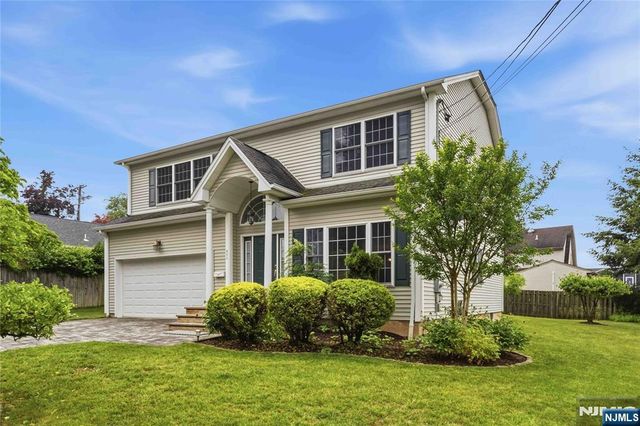400 Paris Avenue, Northvale, NJ 07647
