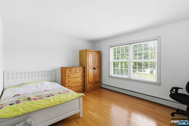 400 Paris Avenue, Northvale, NJ 07647