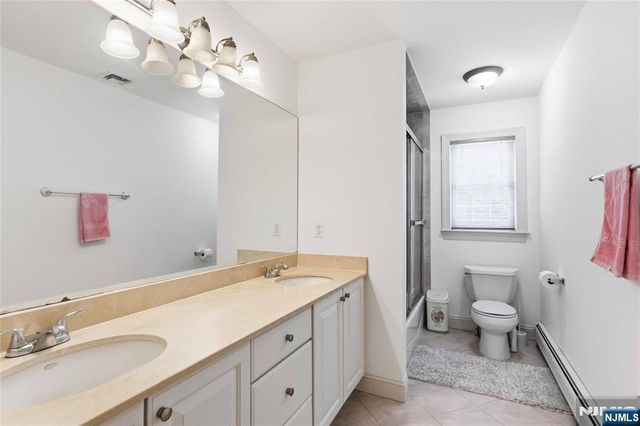 400 Paris Avenue, Northvale, NJ 07647