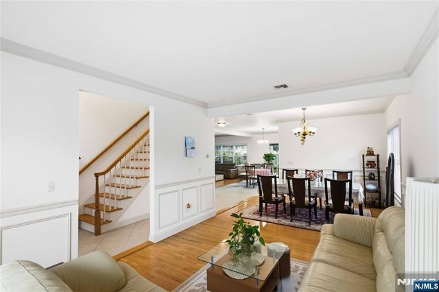 400 Paris Avenue, Northvale, NJ 07647