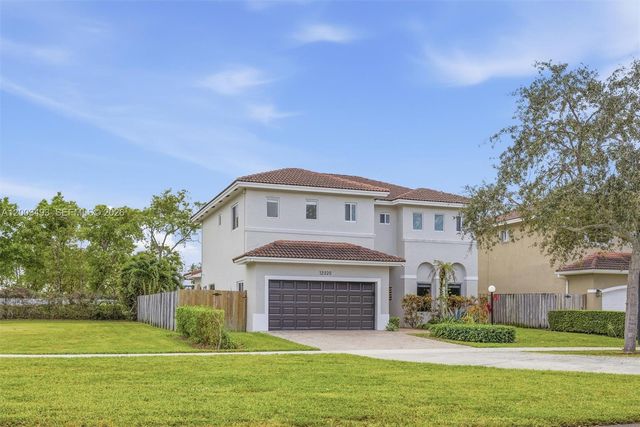 12920 SW 143rd Ter 12920, Miami, FL 33186