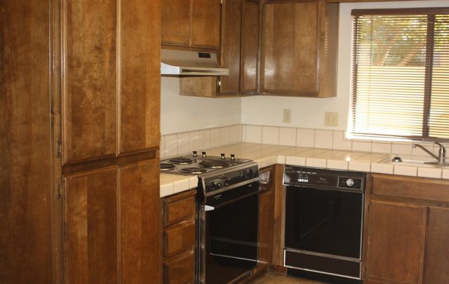 1812 Cape Cod Ci, Lodi, CA 95242