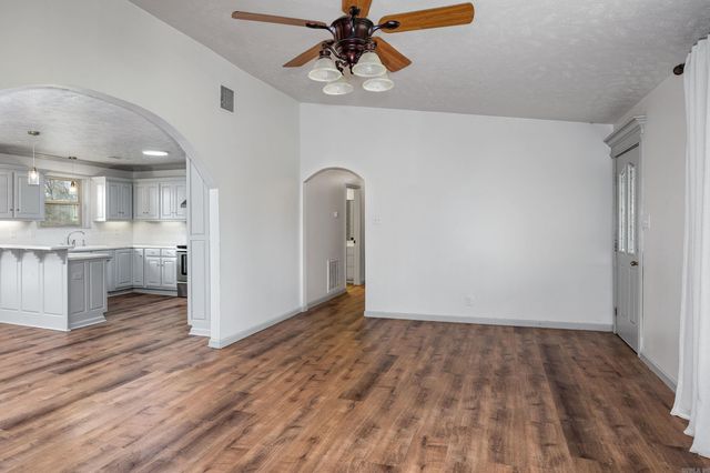 14112 John Branch Road, Scott, AR 72142