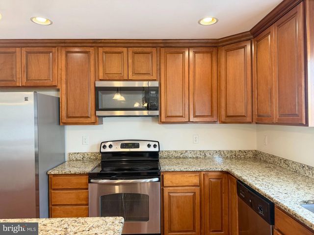 10 S MEADOW CT, Glen Burnie, MD 21060