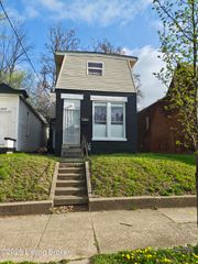 2805 W Chestnut St, Louisville, KY 40211