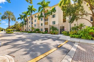 4 Renaissance Way 4214, Boynton Beach, FL 33426
