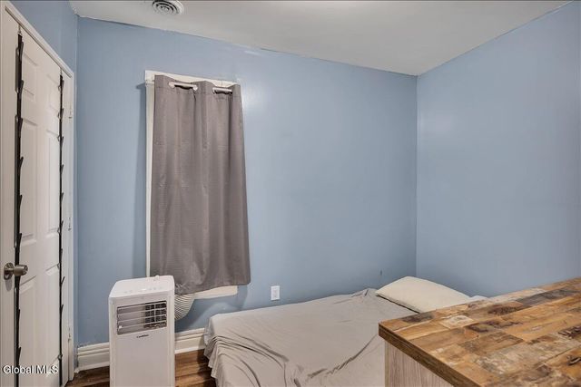 1588 Foster Avenue, Schenectady, NY 12308