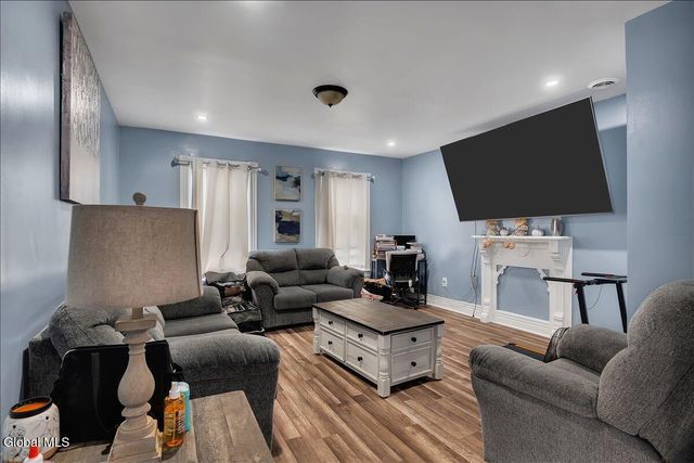 1588 Foster Avenue, Schenectady, NY 12308