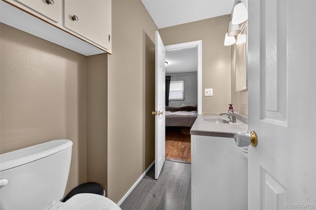 12327 N Jennings Road, Vienna Charter Township, MI 48420