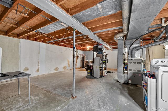 12327 N Jennings Road, Vienna Charter Township, MI 48420