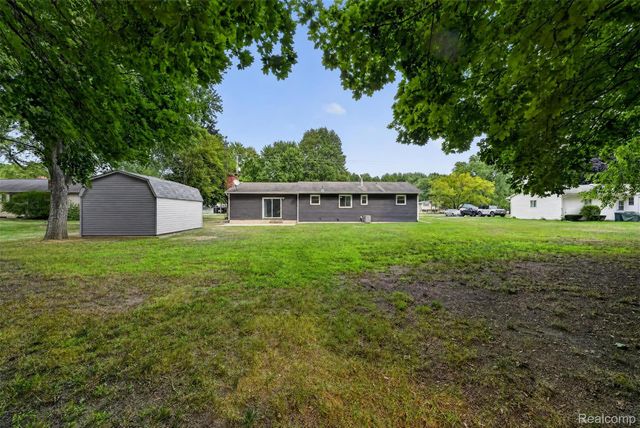 12327 N Jennings Road, Vienna Charter Township, MI 48420