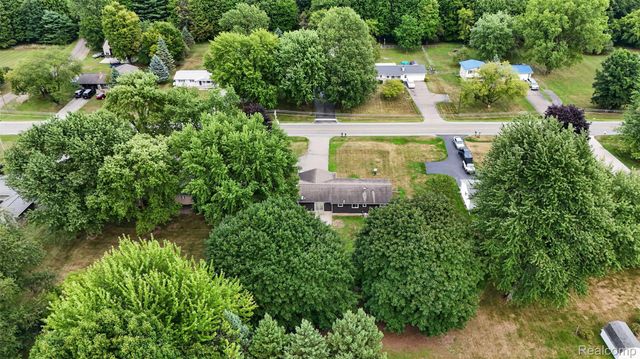 12327 N Jennings Road, Vienna Charter Township, MI 48420