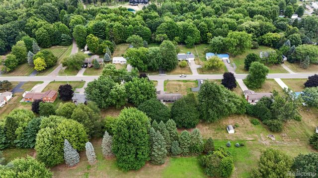 12327 N Jennings Road, Vienna Charter Township, MI 48420