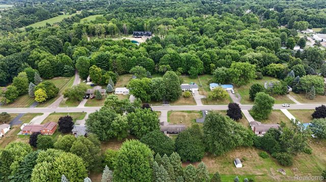 12327 N Jennings Road, Vienna Charter Township, MI 48420
