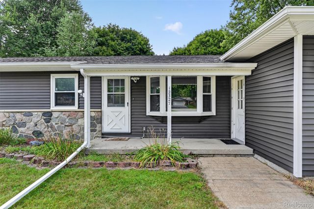 12327 N Jennings Road, Vienna Charter Township, MI 48420