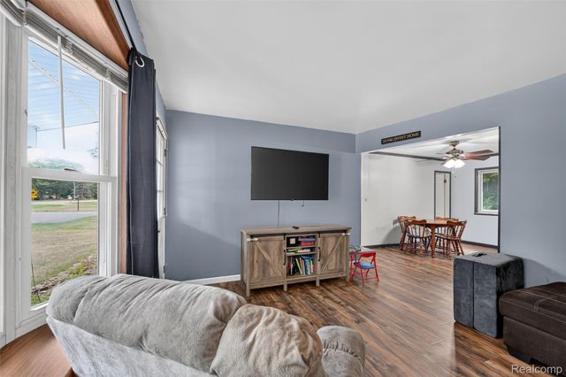 12327 N Jennings Road, Vienna Charter Township, MI 48420