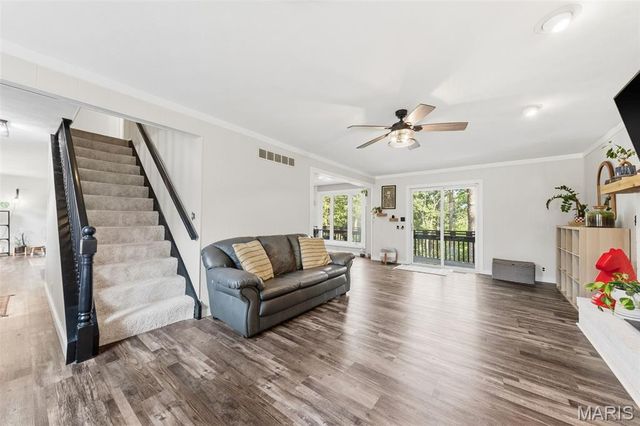 309 Hideaway Hill, Eureka, MO 63025