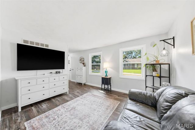 309 Hideaway Hill, Eureka, MO 63025