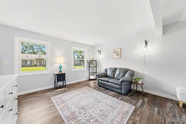 309 Hideaway Hill, Eureka, MO 63025