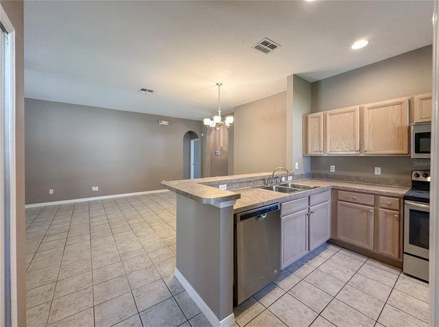 336 MAGICAL WAY, Kissimmee, FL 34744