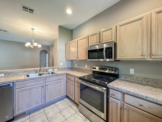 336 MAGICAL WAY, Kissimmee, FL 34744