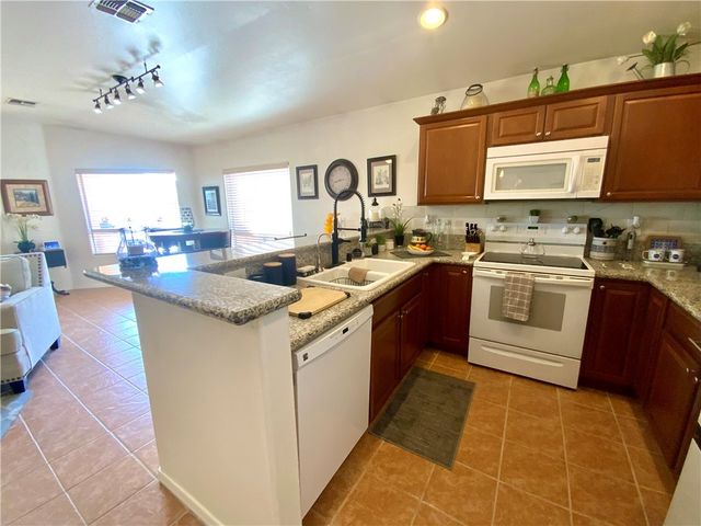 2450 Highland Trail 7, Bullhead City, AZ 86442