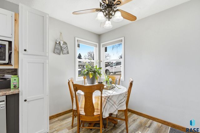 2309 S Braemar Dr Drive, Sioux Falls, SD 57105