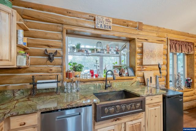 32583 Bellinger Scale Rd, Lebanon, OR 97355