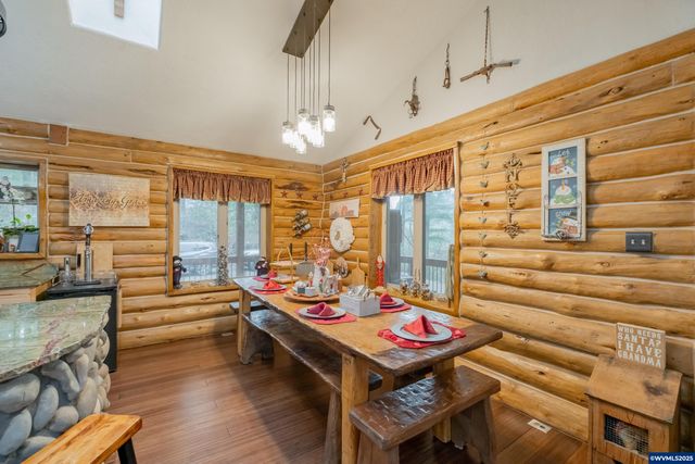 32583 Bellinger Scale Rd, Lebanon, OR 97355