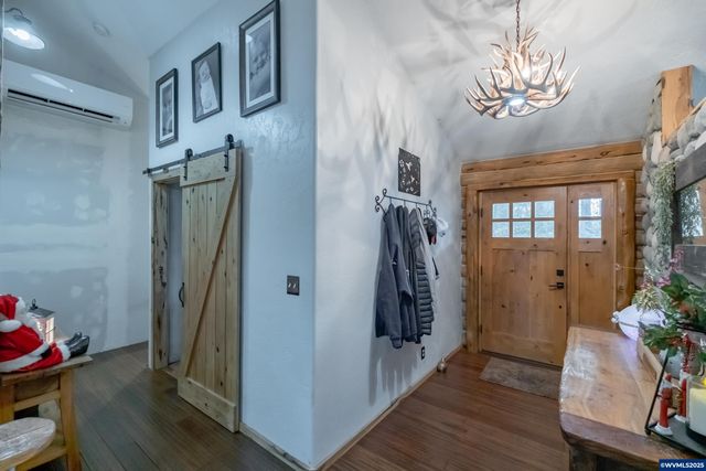 32583 Bellinger Scale Rd, Lebanon, OR 97355