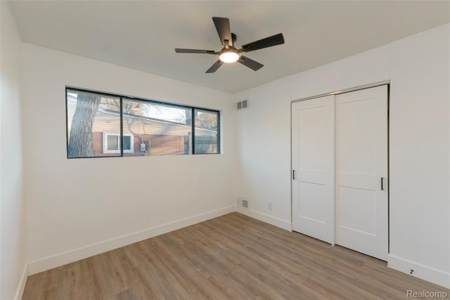 2483 Walce Drive, West Bloomfield Charter Township, MI 48324